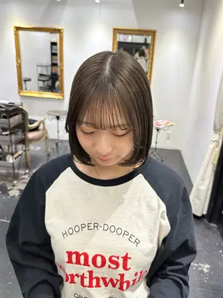 ミディアム カラー REAL 心斎橋所属・ブリーチ/ベージュ /デザイン/ナツミのヘアスタイル