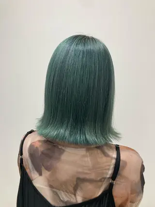 ミディアム カラー ピンクカラー🎀 米津 美佑のヘアスタイル