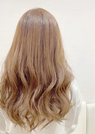 カラー GRANLUSSO 〜グランルッソ駅前店所属・木口 嘉美のヘアスタイル