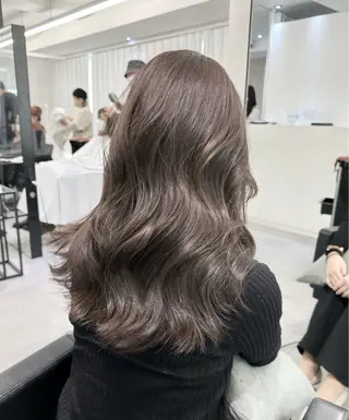 ロング カラー AHNKISM所属・似合わせカット💎 トレンドレイヤーのヘアスタイル