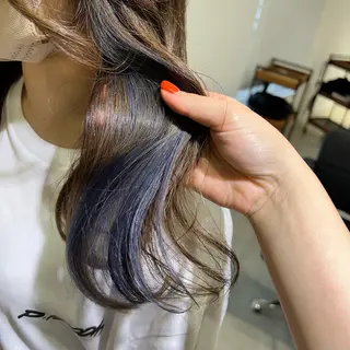 ミディアム anB ハルカのヘアスタイル