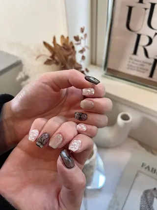 ネイル S. SAYAのネイルデザイン