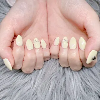 ネイル 個室ネイルサロンDolly  Girl〜ドーリーガール〜所属・DollyGirl KYOKOのネイルデザイン