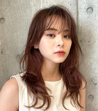 ロング レイヤー・ブリーチ kiyotoshiのヘアスタイル