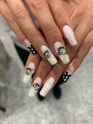 ネイル 小松 千冬snazzyのネイルデザイン