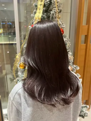 ミディアム カラー 酸性ストレート🫧 パーマ💫／ヒロトのヘアスタイル