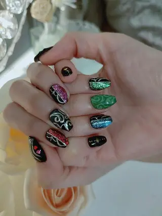 ネイル RUNWAY 　　の眉毛・アイブロウイメージ