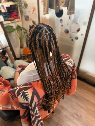 ロング パーマ ヘアアレンジ scamp所属・scamp⭐️ さくらのヘアスタイル