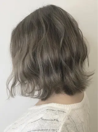 ミディアム カラー メンズ レイヤー ウルフ 弓木啓輔のヘアスタイル