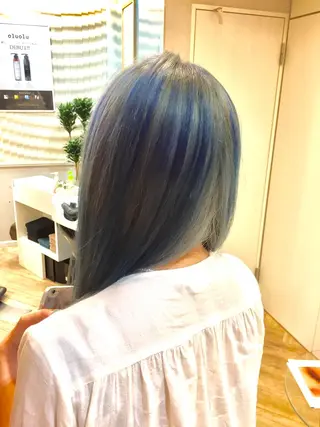 セミロング oluolu hairのヘアスタイル