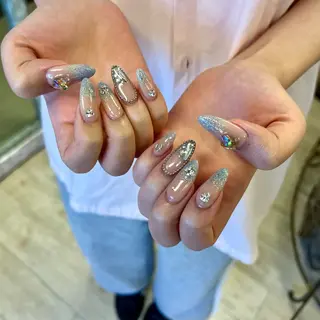 ネイル SAKURA Total Beauty所属・SAKURA 中島のネイルデザイン