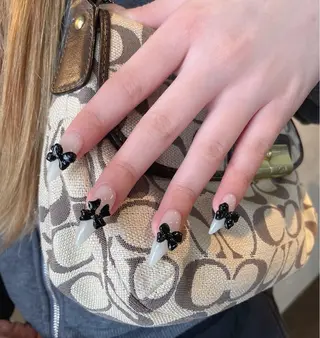 ネイル Chisa Nail Studio所属・チ サのネイルデザイン