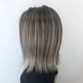 ミディアム カラー vifkrone所属・心斎橋ダブルカラー ⭐️カラー タカヤマのヘアスタイル