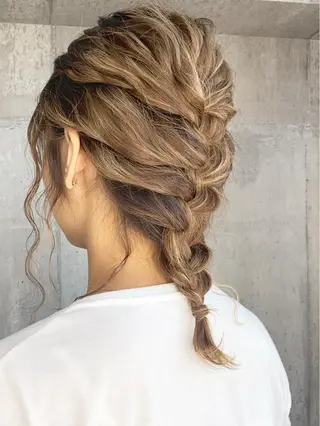 ヘアアレンジ 小関 茅里のマツエク・マツパデザイン