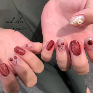 ネイル Gracias. rieのネイルデザイン