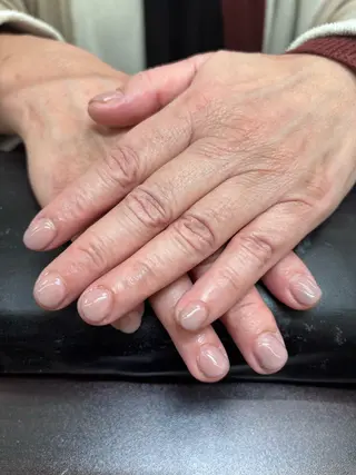 ネイル ネイルサロンエーナイン福住店所属・吉田 采未のネイルデザイン