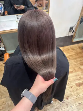 ロング カラー ️🩵RINKA/ ハイトーンカラー🩵のヘアスタイル