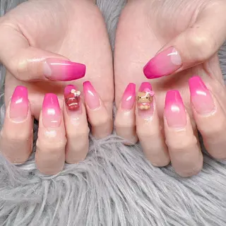 ネイル 個室ネイルサロンDolly  Girl〜ドーリーガール〜所属・DollyGirl KYOKOのネイルデザイン