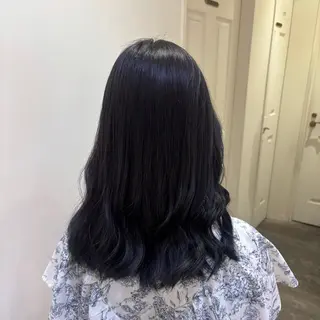 カラー あずみ🪽顔周りレイ ヤー×オリーブ🫒のヘアスタイル