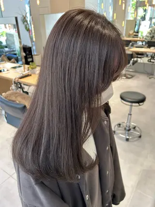 ロング カラー 風香🪼レイヤー カット/艶カラーのヘアスタイル