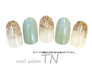 ネイル 中島 実穂のネイルデザイン