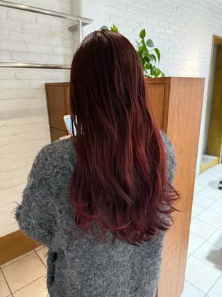 ロング カラー 🌟デザインカラー 🌟コノミ🌟のヘアスタイル