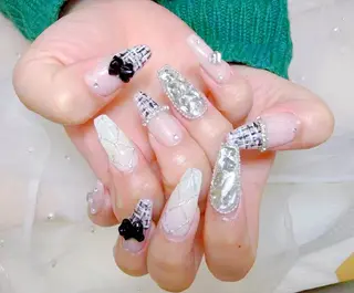ネイル 鈴木 彩星のネイルデザイン