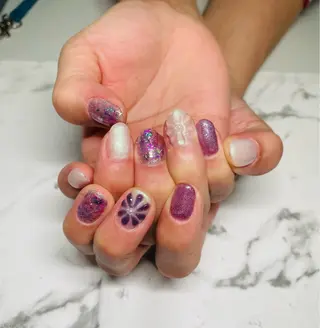 ネイル Mi-roomネイル 耳ツボジュエリーのネイルデザイン