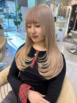 ロング カラー Akane レイヤー/艶カラーのヘアスタイル