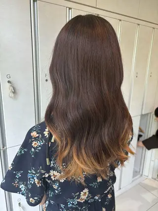 ロング Iris by artina 武蔵小杉店【イリス バイ アルティナ】所属・🎼レイヤー/顔周り カット/nene♬のヘアスタイル