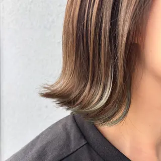 ミディアム 艶•透明感カラー フィーシーのヘアスタイル