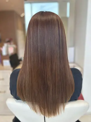 ロング オガタ アキのヘアスタイル