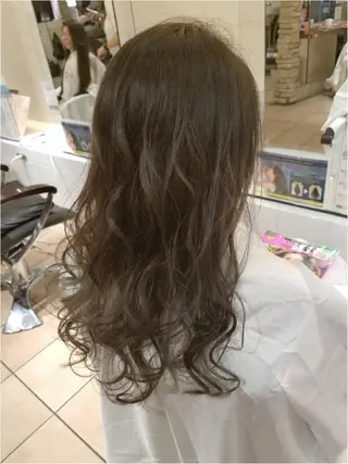 セミロング カラー ヘアアレンジ 【髪質改善美容師】t occa茨木篠原健太のヘアスタイル