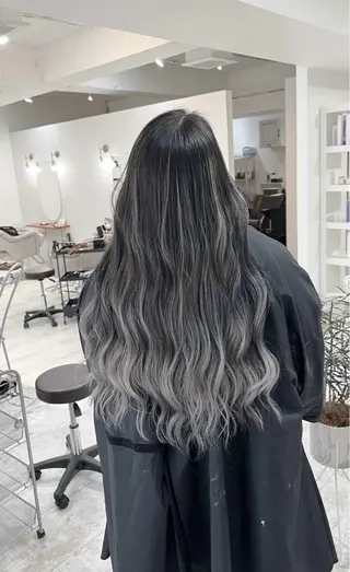 ロング カラー ROBIN所属・指名数No.1 /NAOYAのヘアスタイル