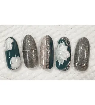 ネイル NAIL Salon IP所属・長谷川 奈緒美のネイルデザイン