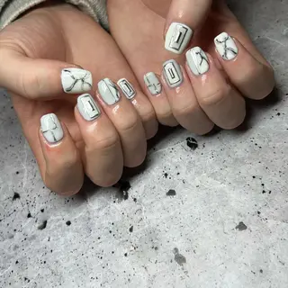 ネイル 𝐫𝐚𝐢 𝐧𝐚𝐢𝐥の眉毛・アイブロウイメージ