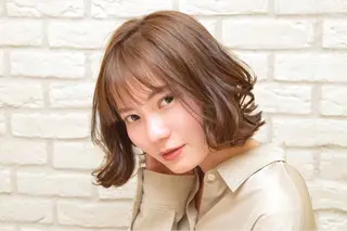 ミディアム カラー パーマ 清水 有実子のヘアスタイル