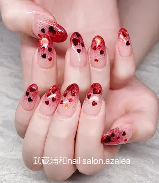 ネイル R inのネイルデザイン