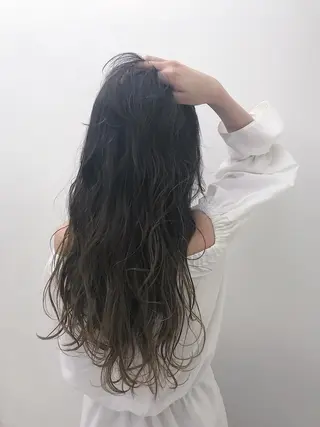 ロング カラー ブリーチカラー/ 岩破瑞希のヘアスタイル