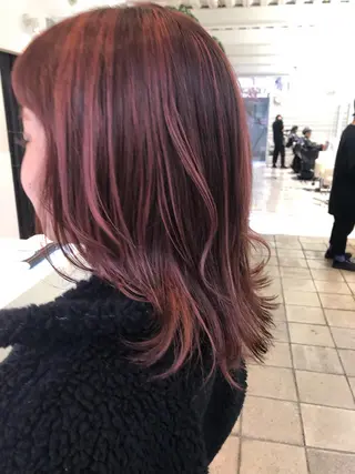 セミロング 本山　くせ毛のカット 尾島光季のヘアスタイル