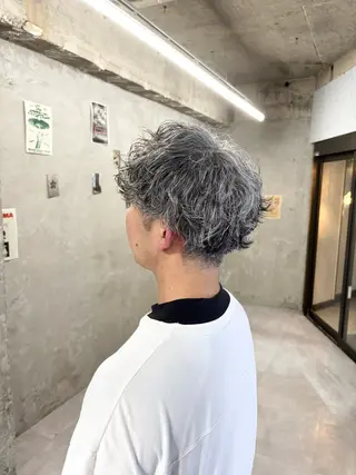 ショート パーマ メンズ door white hideのヘアスタイル