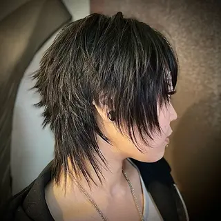 ショート レイヤー・ウルフ🐺 小顔レイヤー松山直史のヘアスタイル