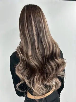 ロング カラー alpha. カラーエクステ下妻のヘアスタイル