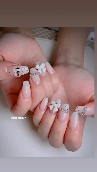ネイル JINI NAIL所属・ジニ ネイルのネイルデザイン