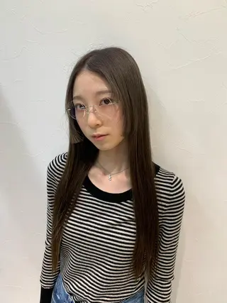 ロング 髪質改善×艶カラー Haruのヘアスタイル
