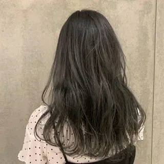 ロング カラー ルームスつかしん店所属・宮村 勇希のヘアスタイル