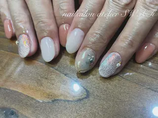 ネイル ヘアーサロン大野所属・nailsalon SWATiのネイルデザイン
