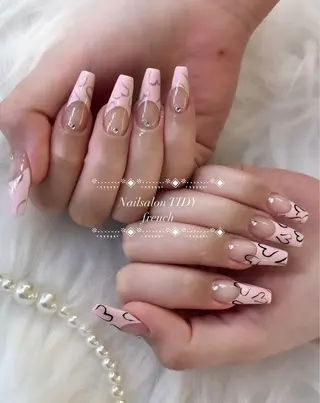 ネイル TIDY M&Mのネイルデザイン