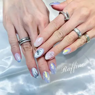 ネイル RAFFINE 月🦋🩵のネイルデザイン