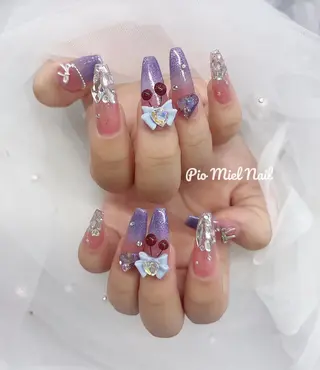 セミロング Pio Mielのネイルデザイン